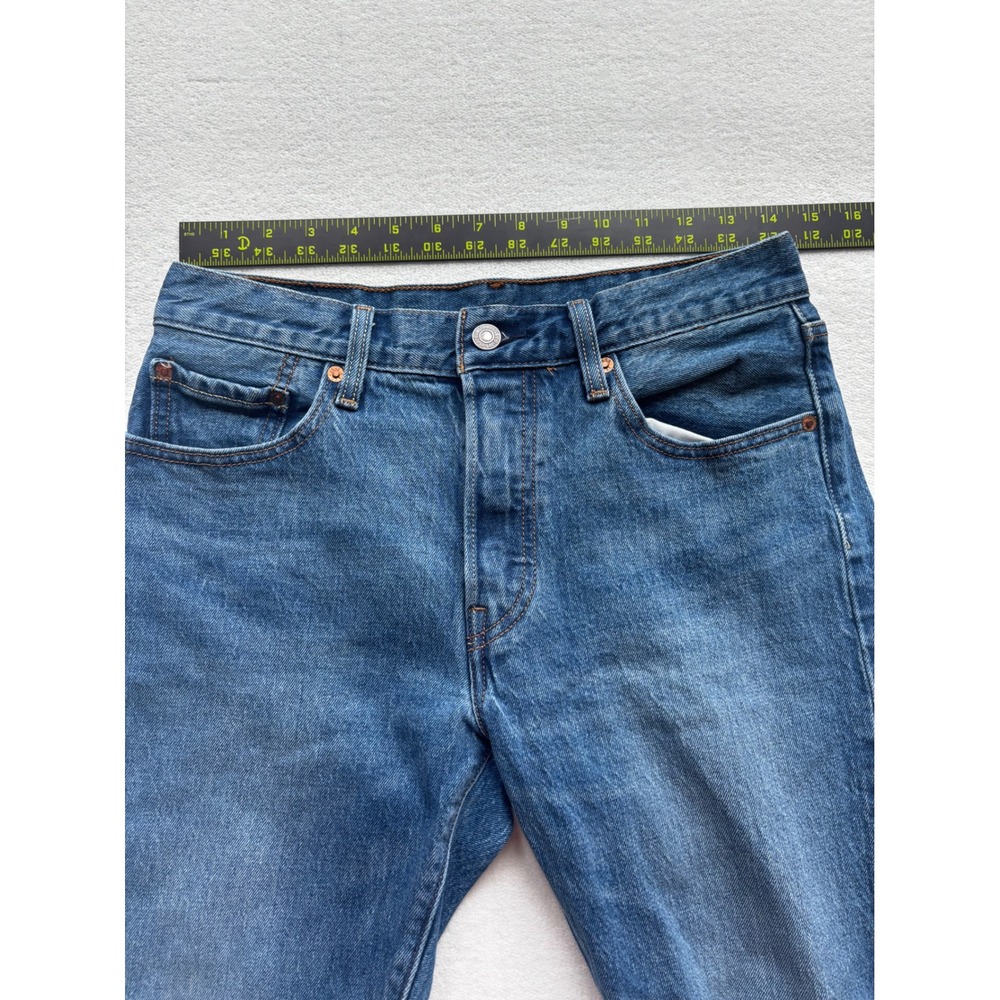 Levi's 501 Original Fit Jeans Womens 27 Medium Wash Distressed Raw Hem Denim - Picture 6 of 12